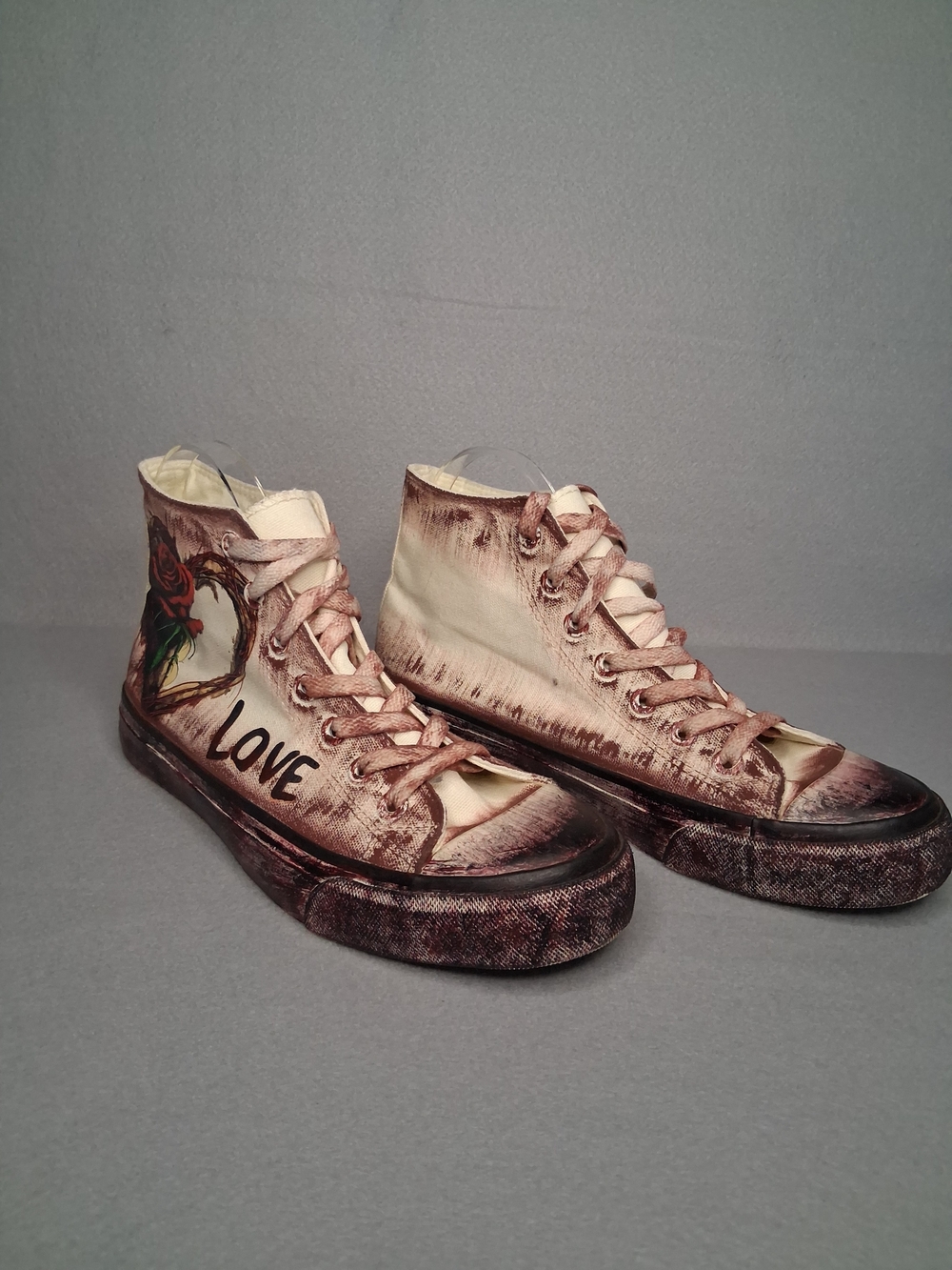 FEIYAO High Top Sneakers Love Rose Graphic Canvas Shoes Size 42 EU / 9 US